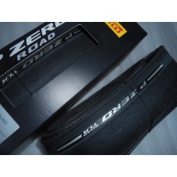 Pneu  Pirelli P Zero Tubeless Ready 700X28 tringle souple (1)