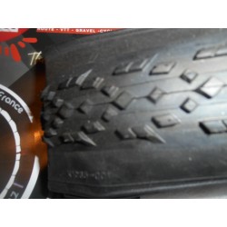 Pneu 33 KENDA Tubeless Komando X Pro 33mm 410 gr