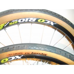 27.5'' Roues Disques RIO VTT Moyeux ZTTi SL avec Pneus Gravel