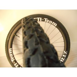 Roues Hope avec Pneus cyclo-cross tubeless / Jantes Carbone