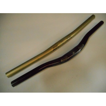 Occasion 2 Cintres en Alu diamètre 25.4 et 31.6