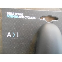 Selle Ultra confort  Largeur 127mm / longueur 289mm